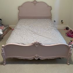 Full Size Bed 