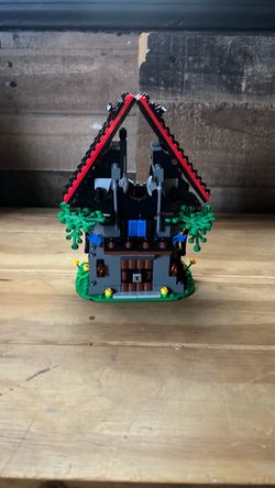 Lego medieval house