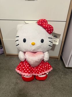 Hello Kitty greeter