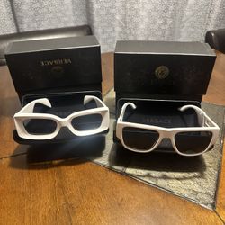 New 🆕 Versace Bears 🐻 (Do these Fit Your Face)