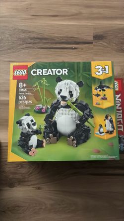 LEGO Creator 3 in 1 Wild Animals Panda Family Building Set 31165
