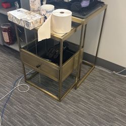 Nesting Table