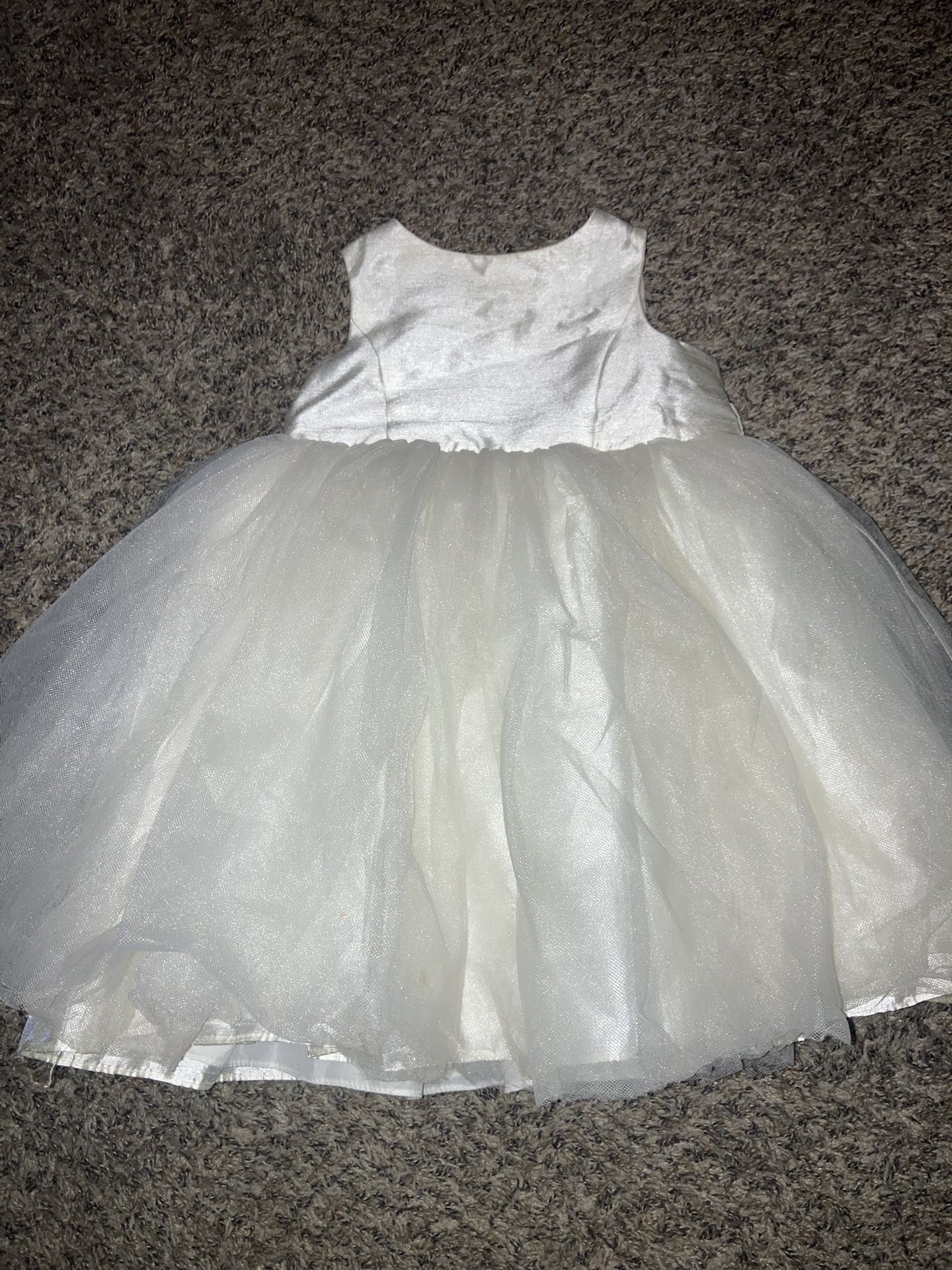 David’s Bridal Flower Girl Dress