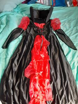 Vampire kid costume size 12-14