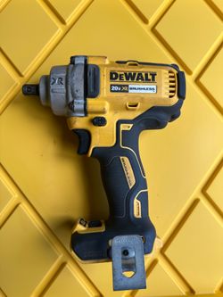 DEWALT 20V MAX XR Cordless Brushless 1/2 in. 3-Speed Impact