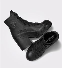 Converse Chuck 70 Deluxe Heeled Sneaker Boots