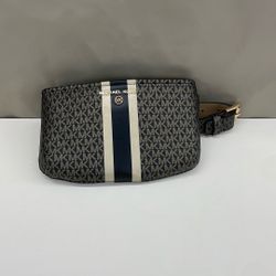 Michael Kors Belt Purse. Item No 917 (Shopgoodwill)