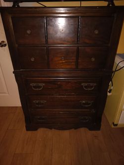 Chest of drawers 50