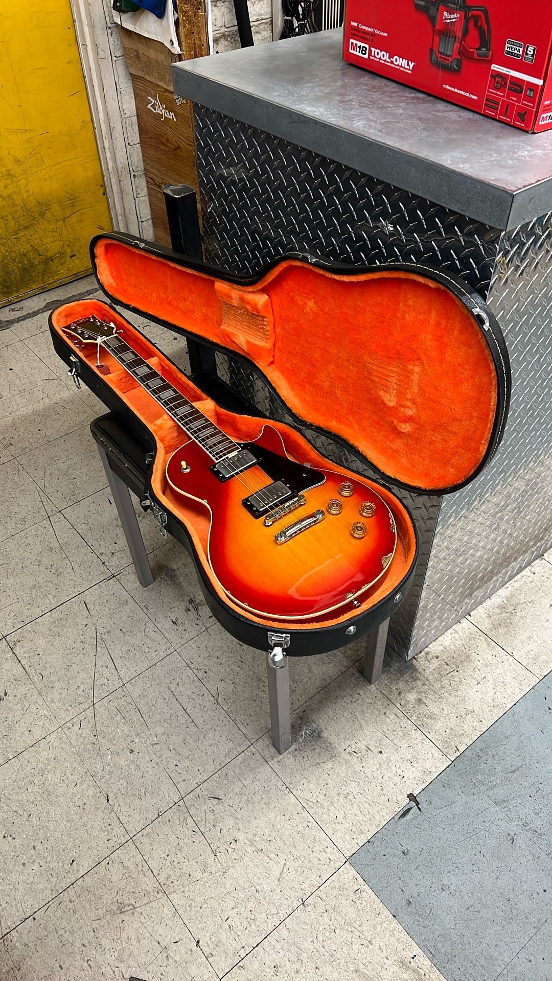 Seville Les Paul Electric Guitar