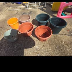 Price Is Firm.. Seven Assorted 6 Gallon Flower Pots