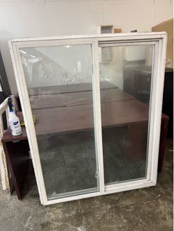 Vinyl Sliding Window – Double Pane Glass