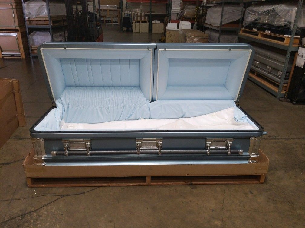 Monarch Blue Shade Spurce Casket