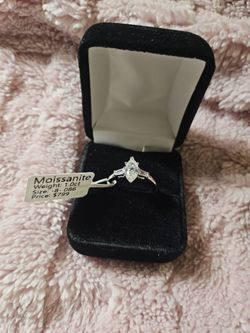 Moissanite Marquise Cut Ring 1.0ct Size 8 (2)