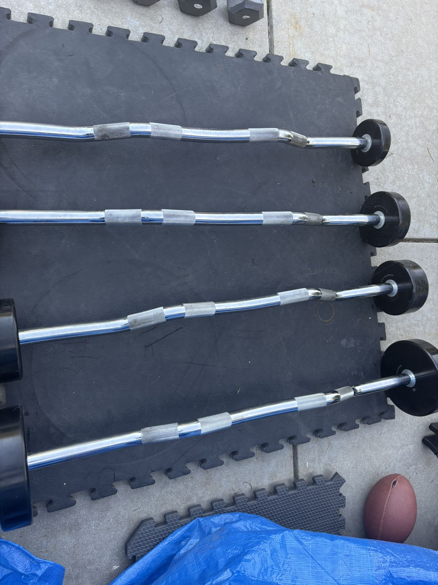 20-30-40-50 Pounds Fixed Curl Bars In Like New Condition