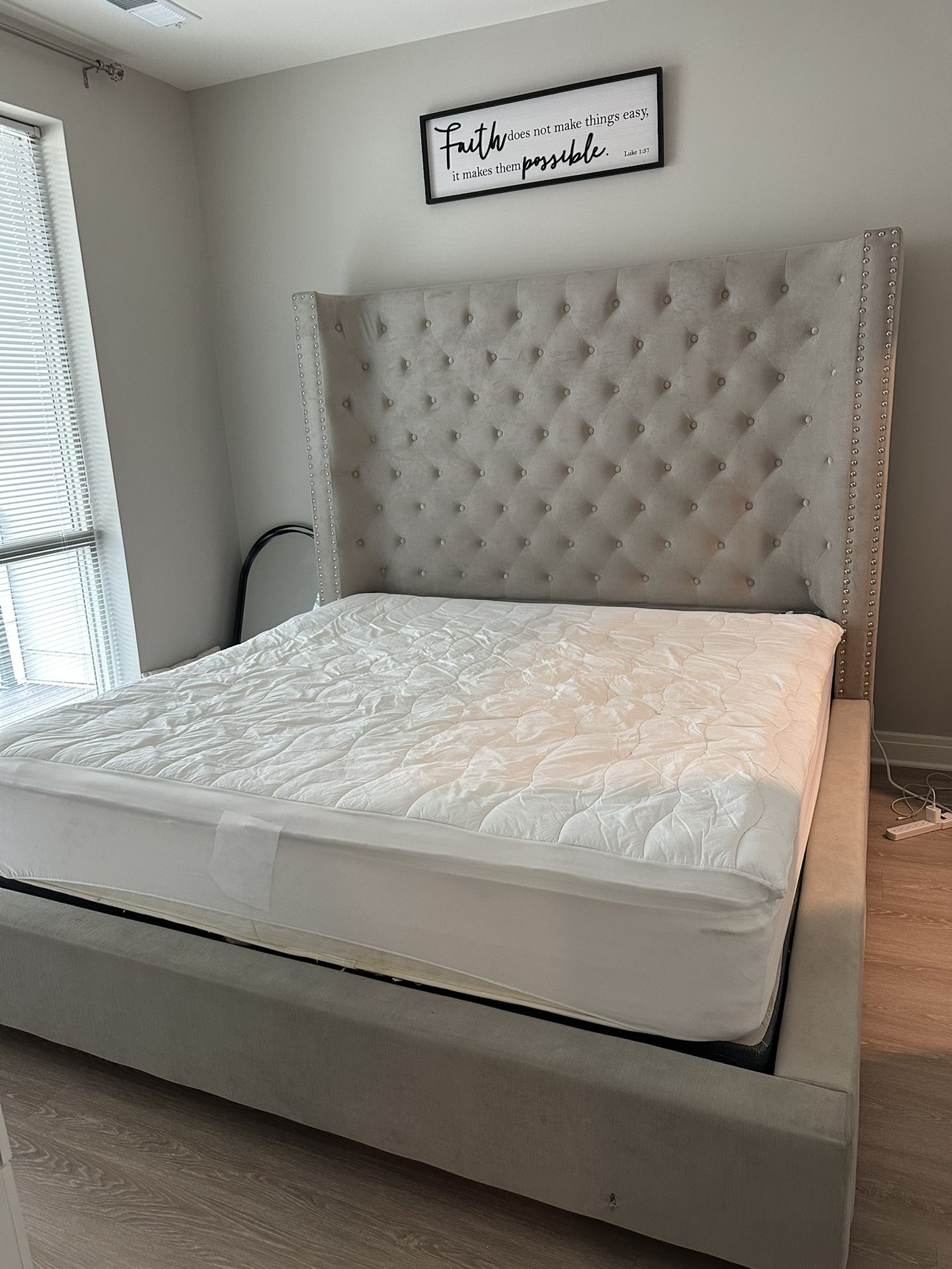 King Size Bed With Mattress & Box Spring