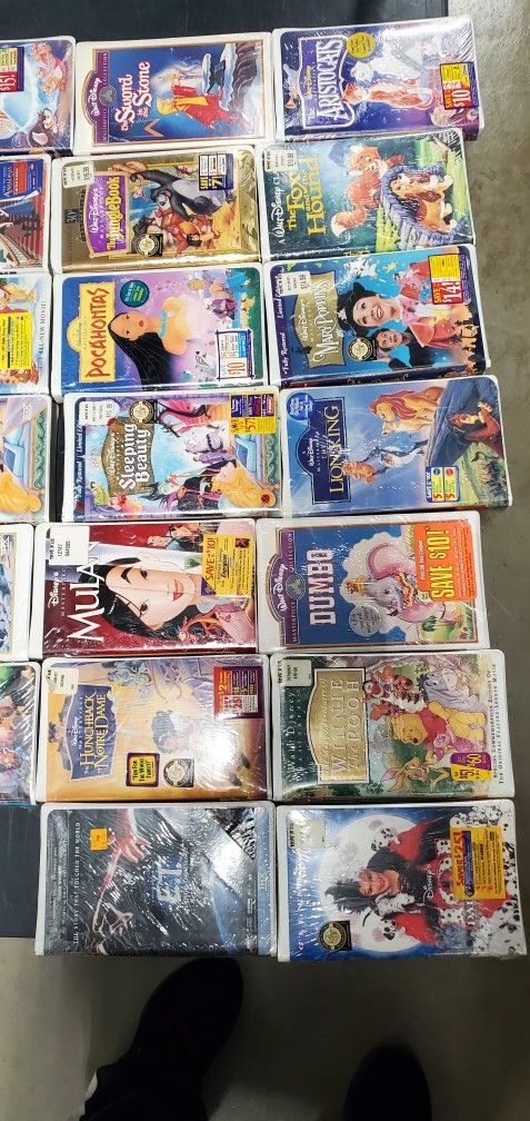 Disney Video Strech Work, Vintage Barbie Dolls