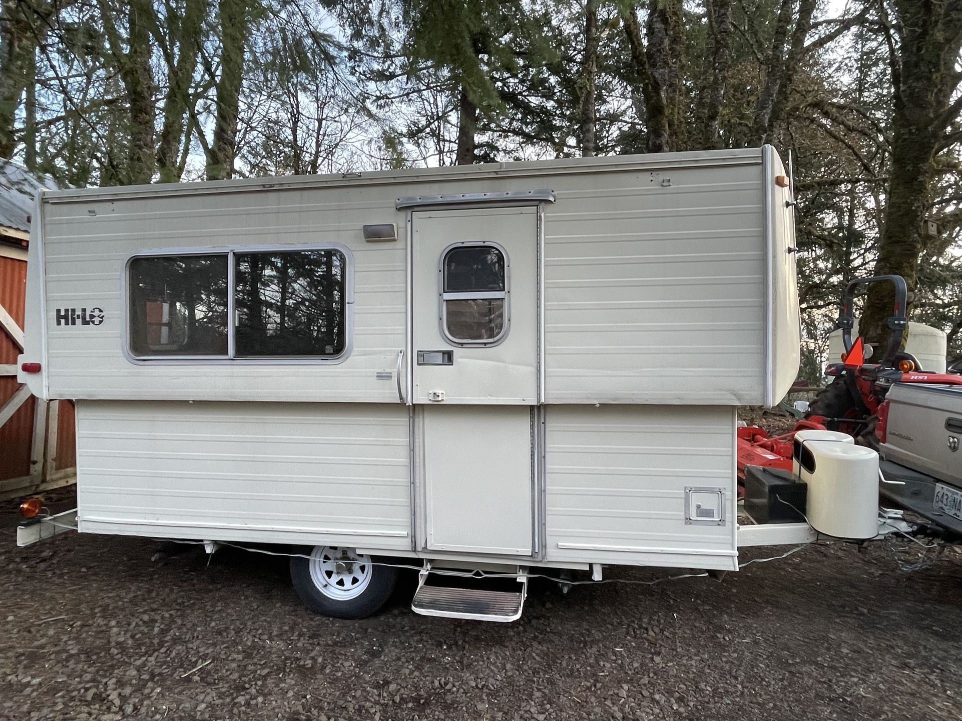 1980 Hi lo camper Trailer