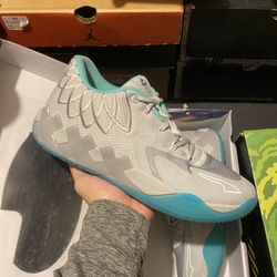 Puma LaMelo Ball UFO size 10  USED But Clean
