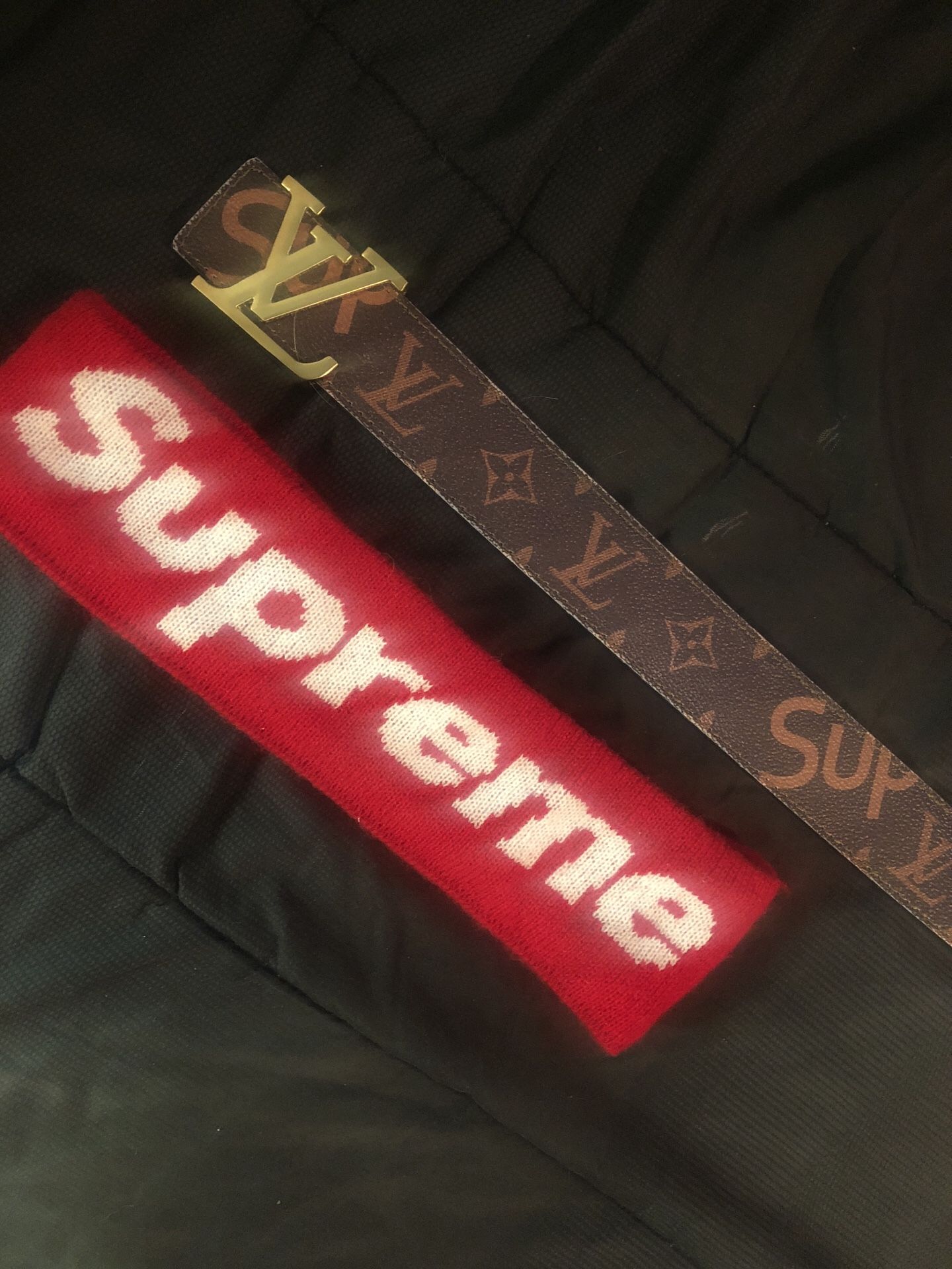 LV & Supreme deal: Supreme headband ft Louis Vuitton/Supreme Belt for Sale  in Federal Way, WA - OfferUp