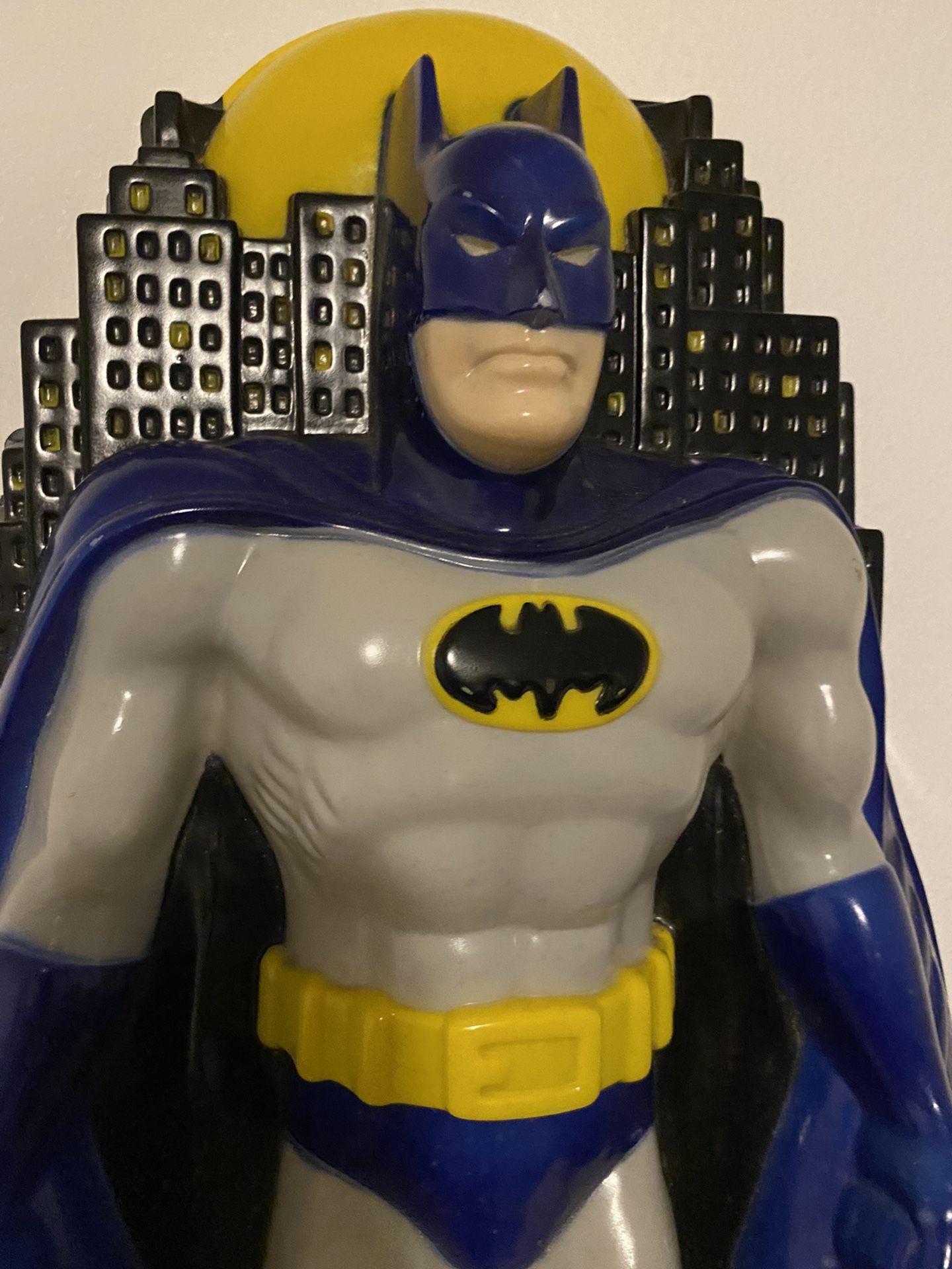 BATMAN ライト付き壁掛け彫刻 1992年 s-l1200.jpg