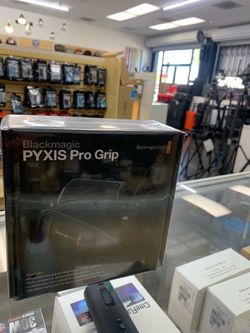 Blackmagic Pyxis Pro Grip
