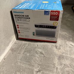 Hisense Large Room Window Air Conditioner Remote Included 12000-BTU BRAND NEW APP TOO