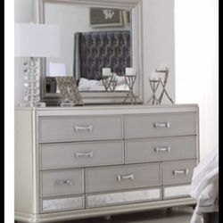 QUEEN BEDROOM SET