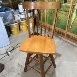 Wood Swivel Bar Stool