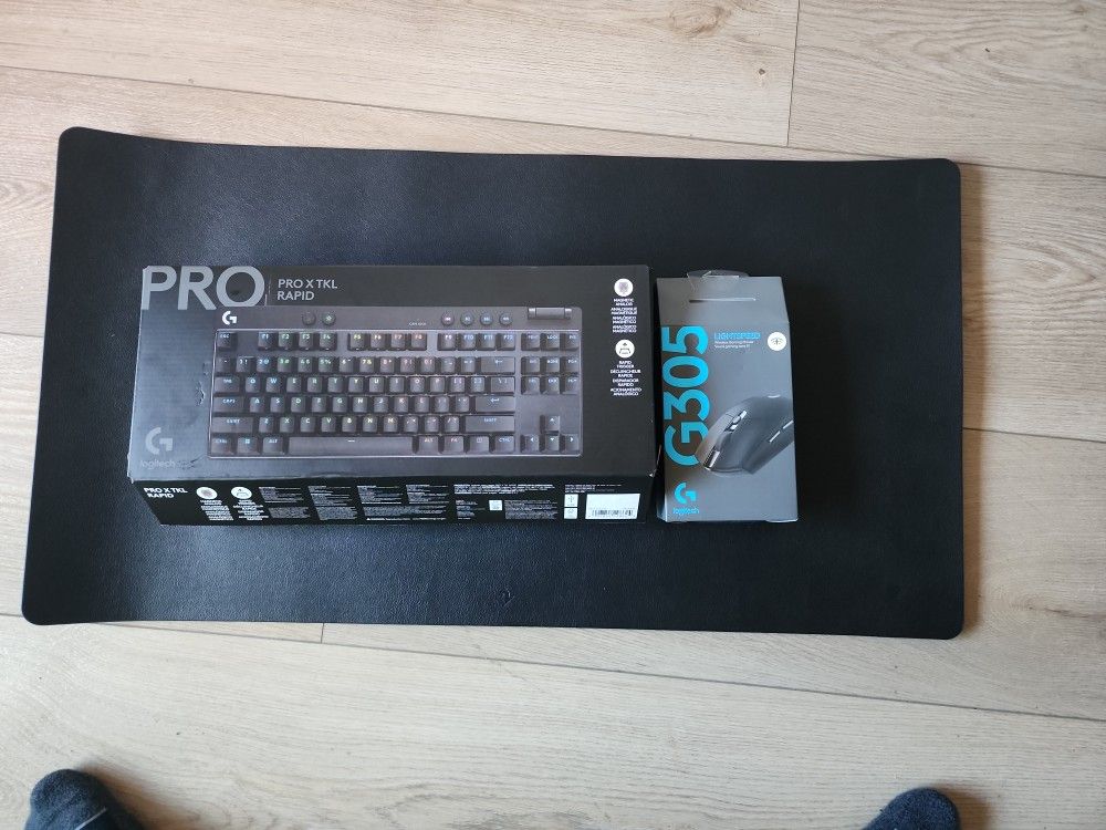 Mouse, Keyboard, and DeskPad 