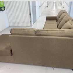  Sectional Couch 🚚 Free Delivery 