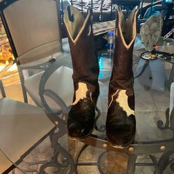 Hair on cowboy boots by Laramie