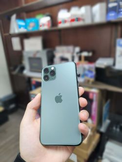 iPhone 11 Pro 5.8" (Unlocked) 256GB Fair Midnight Green
