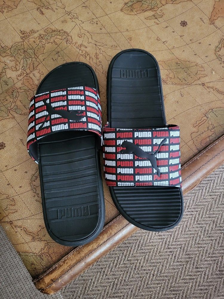 Men's Puma Slides Size 11