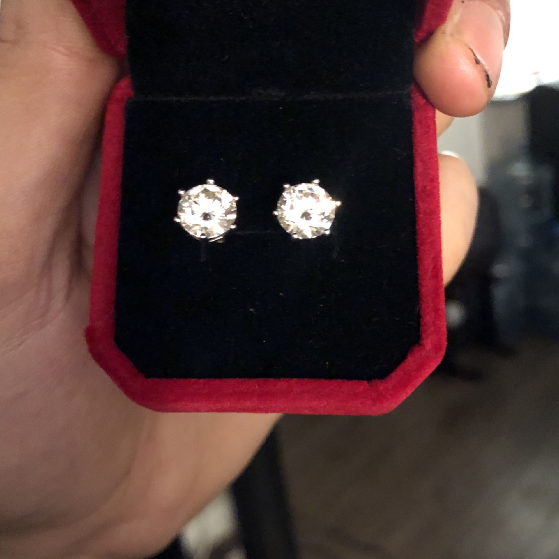 2 Ct Diamond Earrings 
