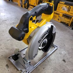 DEWALT 20V CORDLESS CIRCULAR SAW 6-1/2 IN. $120