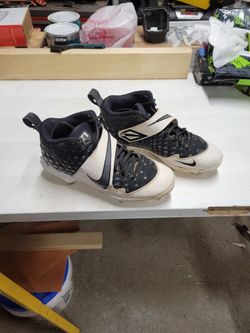 NIKE Baseball Cleats Trout 8.5