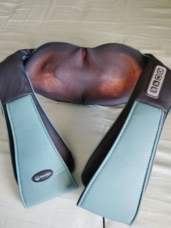 Invospa neck massager with heat