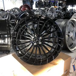 22 INCH WHEELS STAGGER. 5x112. 22x10.5. 22 X9
