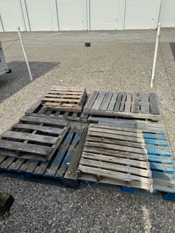 Wooden pallets FREE!