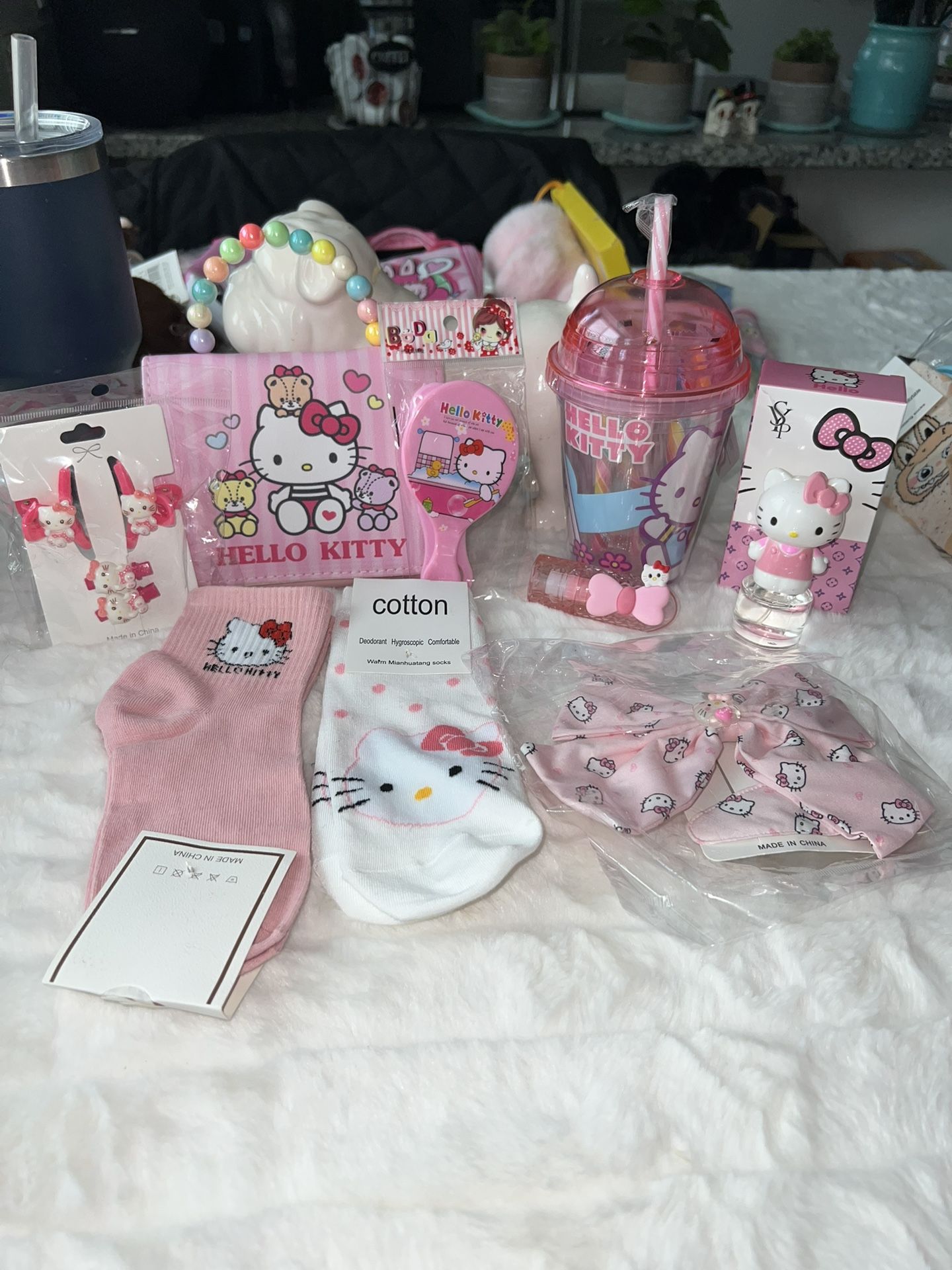 Hello Kitty/Sanrio/Labubu/Capybara/Etc🫧🩷