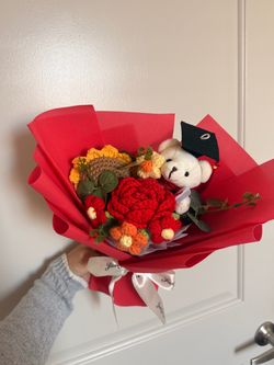 Crochet Flower Bouquet with Graduation Bear