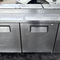 True 67” Pizza Prep Table - Restaurant Equipment (Used)