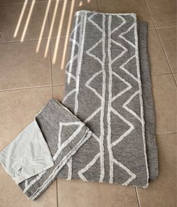 INK+IVY Hayes 3 Piece Gray Full/Queen Chenille Cotton Duvet Cover Set •In New Condition •