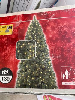 7 ft Xmas tree