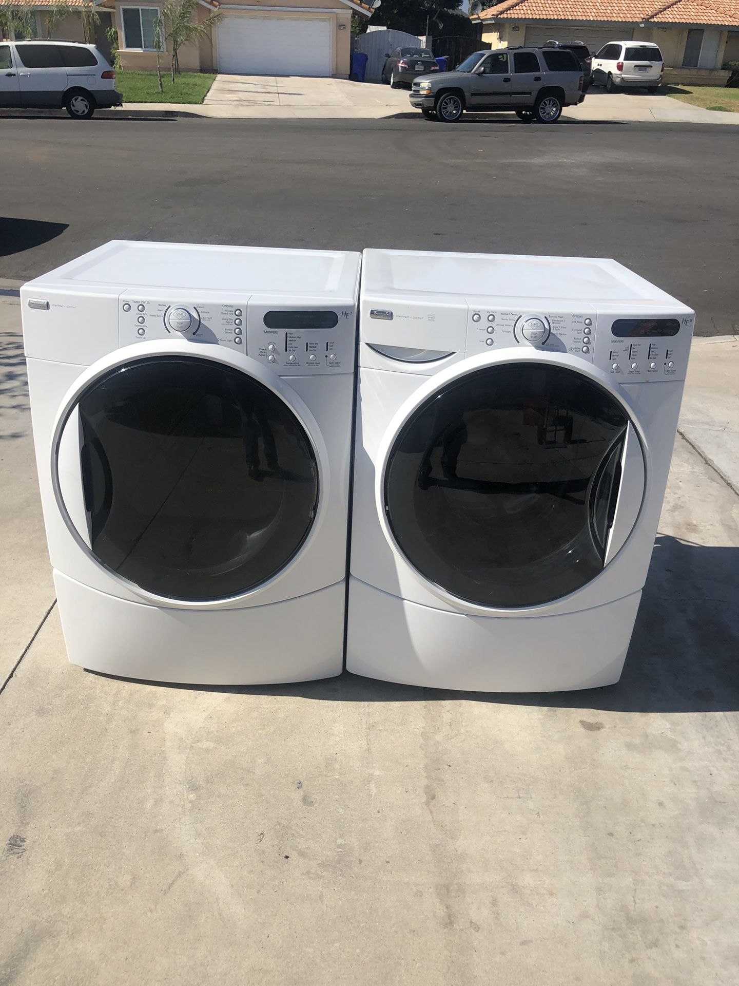 Kenmore Elite washer and dryer gas heavy duty super capacity plus good condition deliver and installation available