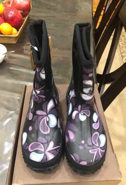 Kids boot size 3