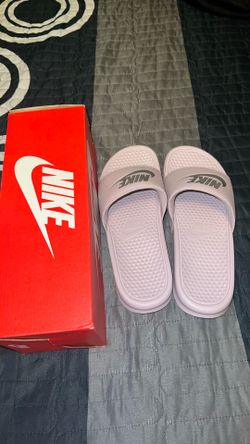 Nike slides Pink
