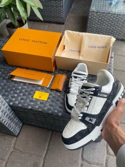 Lv trainers black/white brand new (size 11)