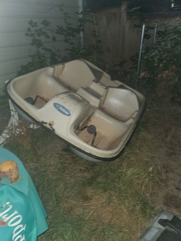 Pelican Peddle Boat