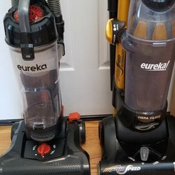 NEW cond EURIKA VACUUM CLEANER WITH ATTACHMENTS  , AMAZING POWER SUCTION  , WORKS EXCELLENT  , IN THE BOX 
